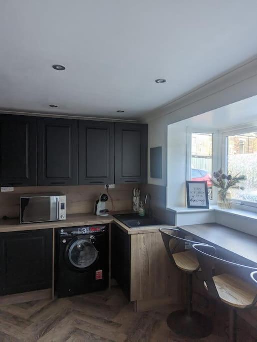 Cottage/Boutique Style - Free Parking & Wi-Fi Kingston upon Hull Kültér fotó